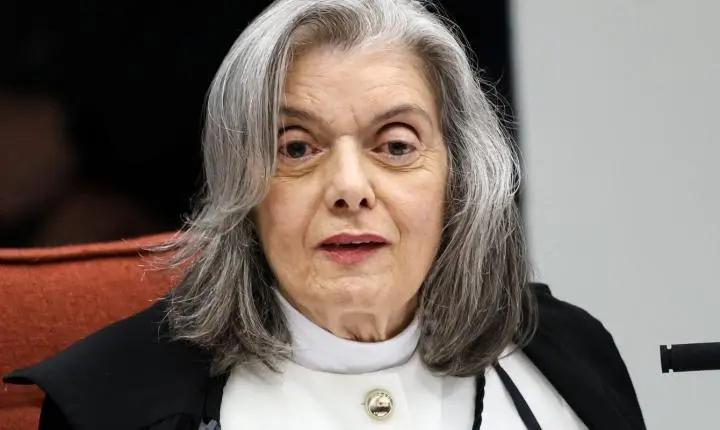 Cármen Lúcia considera grave a crise de confiança no Judiciário