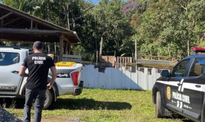 Casal é preso após polícia resgatar 33 animais em situação de maus-tratos em Blumenau