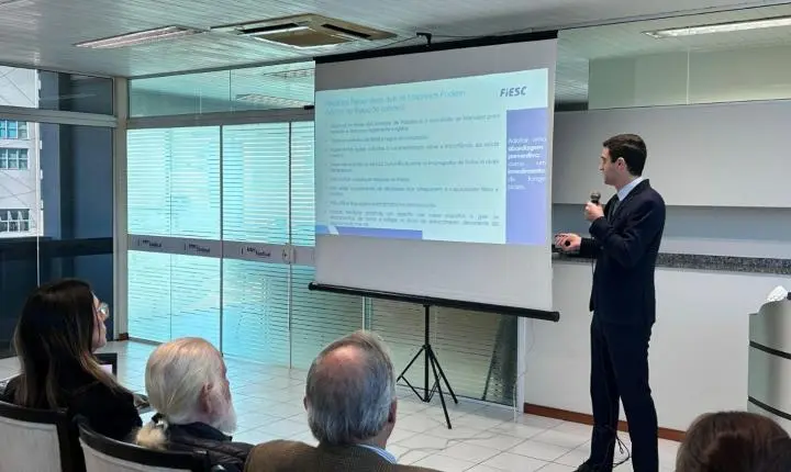 Circuito FIESC em Itajaí debate inovação, qualificação e desafios da indústria catarinense