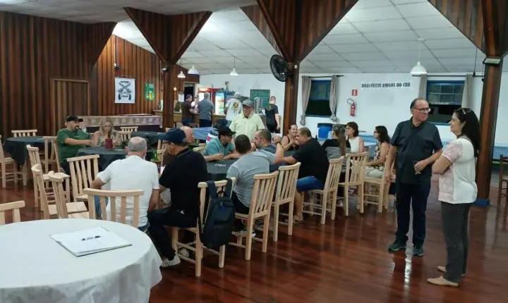 CLUBE DE RADIO AMADORES DE BLUMENAU  encerra 2025 com celebração e entrega de brindes a sócios em Blumenau