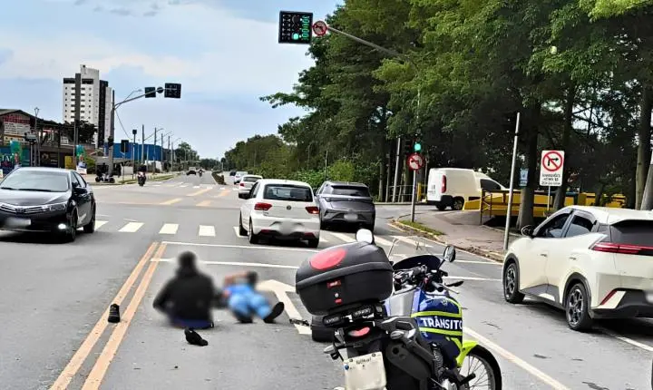 Codetran atende sinistro de trânsito com vítimas envolvendo motocicleta e bicicleta na Av. Agostinho Alves Ramos