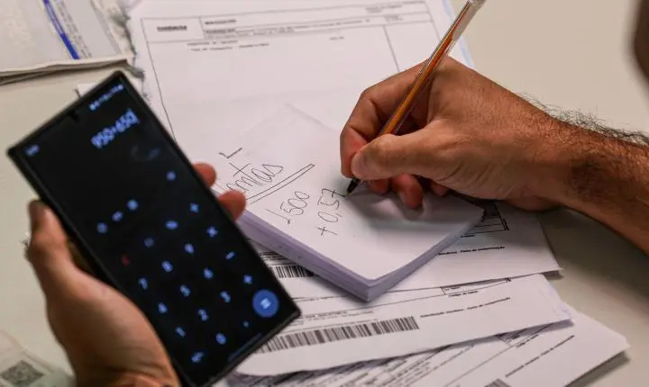 Precatórios impulsionam déficit recorde do governo em março