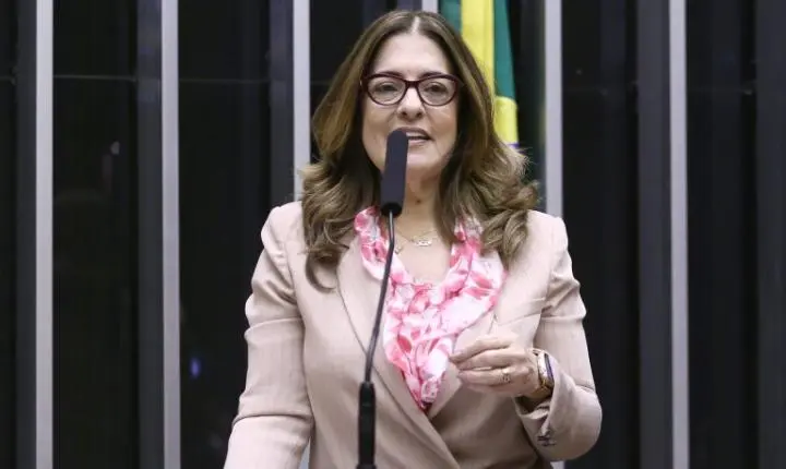 Comissão aprova direitos sociais e previdenciários para mulheres da pesca artesanal