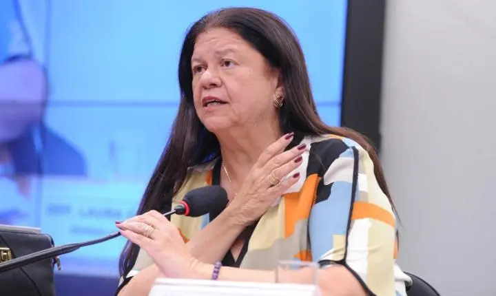 CCJ aprova mudança na Lei Maria da Penha para acolher mulheres com deficiência