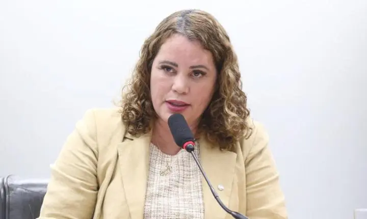 Comissão da Câmara aprova política nacional para fortalecer a saúde nas escolas