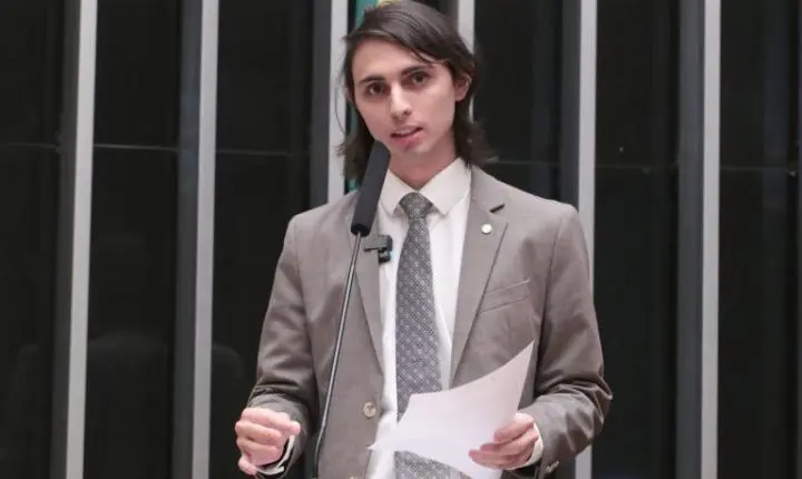 Comissão da Câmara dos Deputados aprova política para promover a Língua Brasileira de Sinais (Libras)