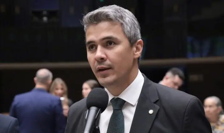 Comissão da Câmara aprova 50% mais tempo em provas para estudantes com TDAH e dislexia