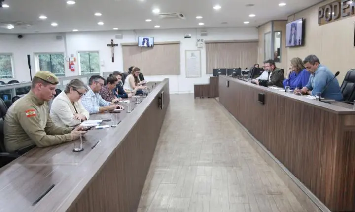 Comissão de Segurança nas Escolas apresenta relatório com diagnóstico e propostas para fortalecer proteção na rede municipal