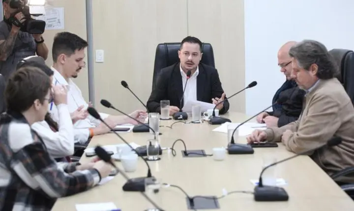 Comissão proposta por Jean Volpato tem novos desdobramentos e ouve secretário de Saúde