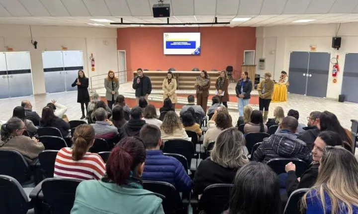 COMISSÃO SOBRE EDUCAÇÃO ESPECIAL É CRIADA APÓS REUNIÃO NA SECRETARIA DE EDUCAÇÃO