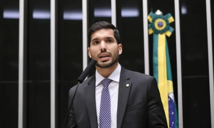 PL lidera lista de candidatos a deputado federal mais votados no país