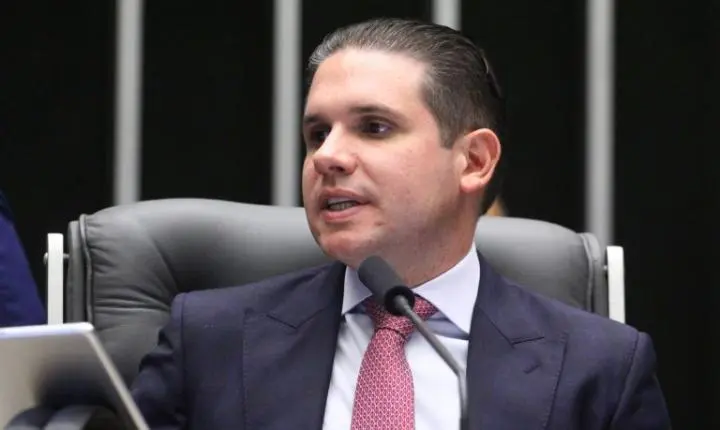 Congresso promulga fim da escala 6x1 e aposentadoria especial