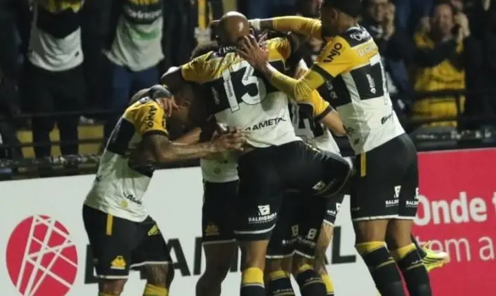 Criciúma vence Cuiabá e reassume liderança do Brasileirão da Série B