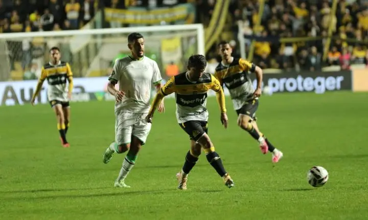 Criciúma vence o América-MG e se recupera na Série B