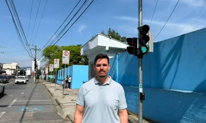 Denúncia: escola de Blumenau com mais de 900 alunos tem cozinha e salas interditadas pela Defesa Civil