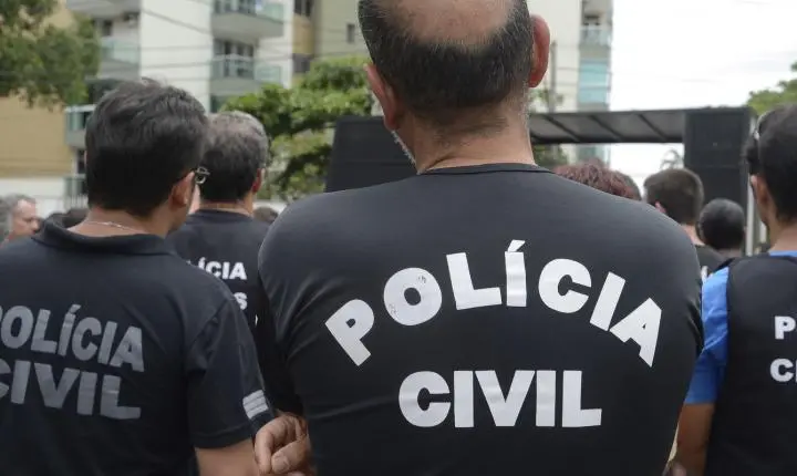 Deputado Val Ceasa é alvo de operação por suspeita de elo com o Terceiro Comando Puro no Rio