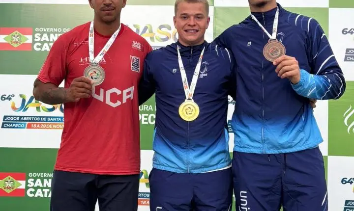 Dobradinha de Timbó: Eduardo Radatz e Alex Boher conquistam Ouro e Bronze no Lançamento de Dardo no JASC