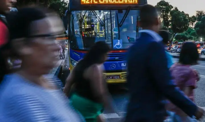 Obesidade triplica no Brasil em três décadas e atinge um quarto dos adultos