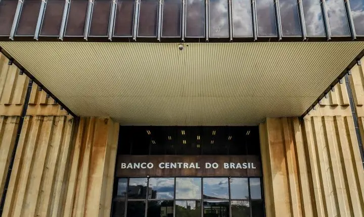 Copom reduz taxa Selic para 14% ao ano em nova decisão econômica