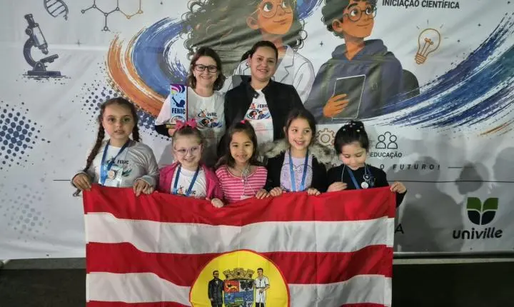 Escolas municipais de Blumenau levam oito prêmios em feira nacional de iniciação científica