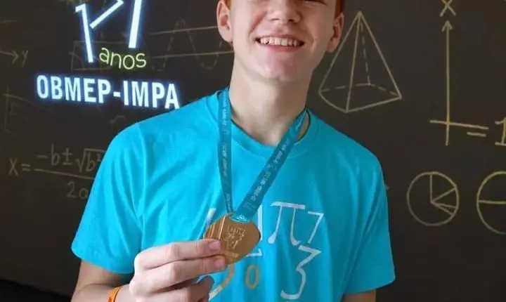 Estudante de Indaial conquista medalha de ouro na OBMEP e alcança melhor desempenho de Santa Catarina