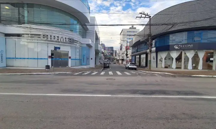 Evento de motociclistas altera o trânsito na Avenida Arno Carlos Gracher nesta sexta-feira (7)
