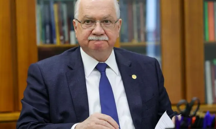 Fachin prevê regras do STF sobre supersalários ainda em junho