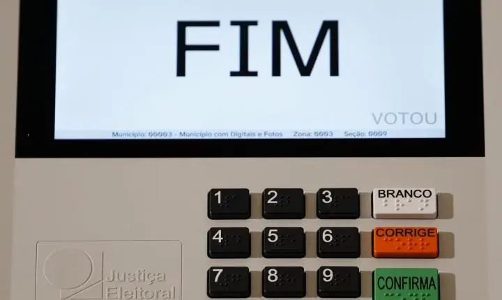 Federação PSOL-Rede oficializa apoio a Lula para as eleições presidenciais