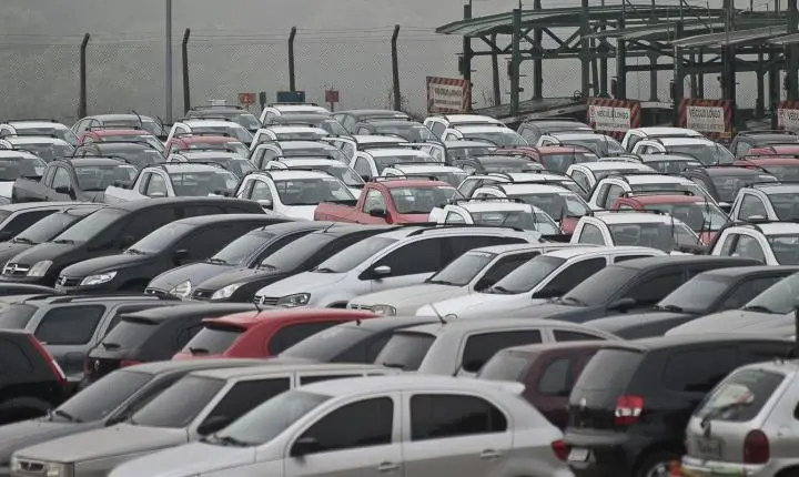 Fenabrave projeta crescimento de 3% para automóveis e comerciais leves