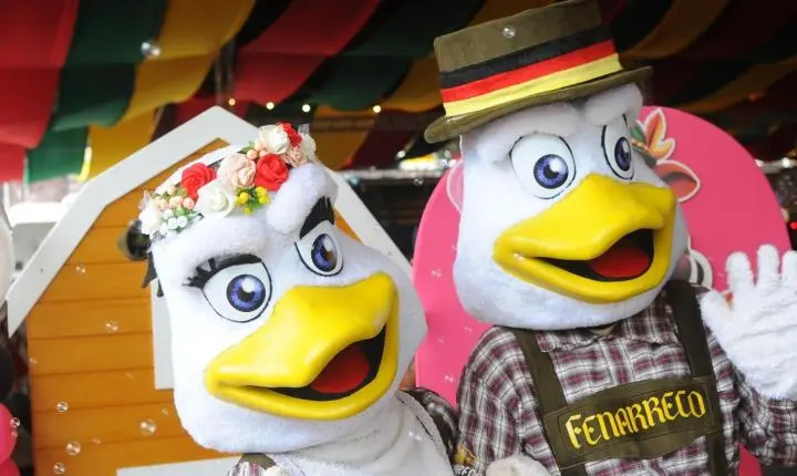 Fenarreco Mirim reúne milhares de crianças para brincar e se divertir no Pavilhão