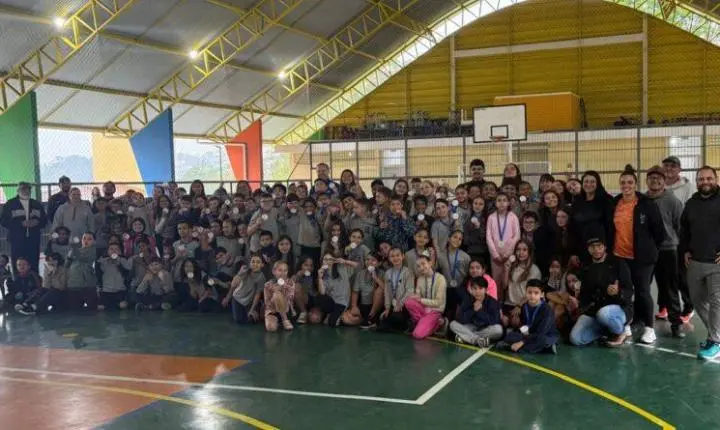 Festival Escolar Esportivo reúne 700 alunos da Rede Municipal em Gaspar 