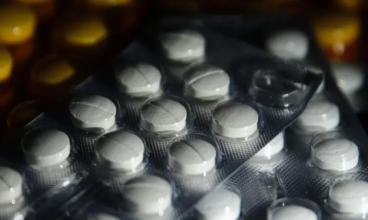 Fiocruz iniciará produção nacional de medicamento de alto custo para esclerose múltipla no SUS