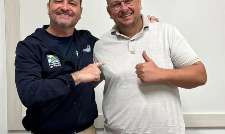 Flávio Buzzi transmite o cargo e Rangel Bonatti assume a Prefeitura de Timbó por cinco dias