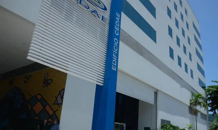 Auditoria no RJ aponta suspeita de desvios de R$ 400 milhões na Cedae Saúde