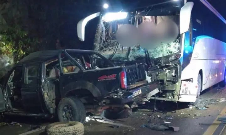 Grave acidente na BR-470 em Ibirama deixa dois mortos e vários feridos