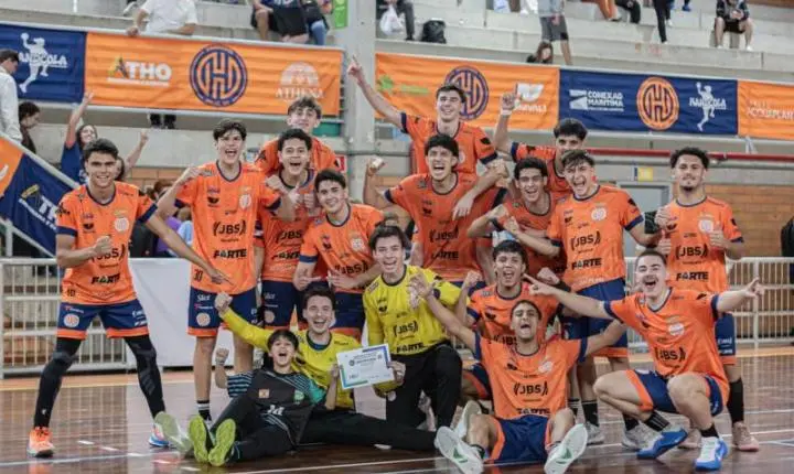 HANDEBOL DE ITAJAÍ AVANÇA ÀS QUARTAS DE FINAL DO CAMPEONATO BRASILEIRO JUVENIL