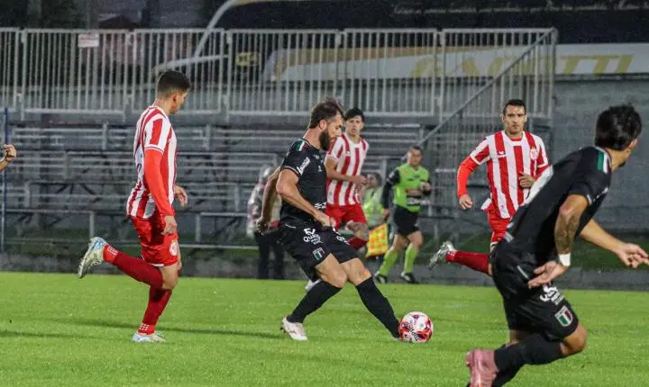 Hercílio Luz e Blumenau ficam no empate pela Copa SC