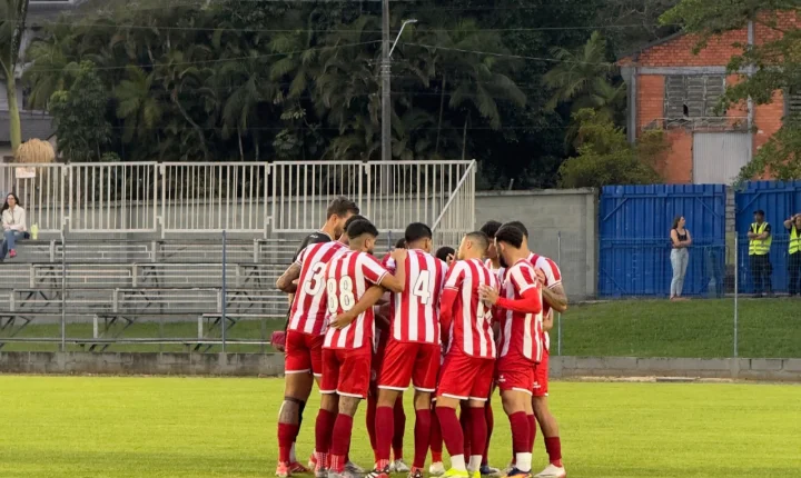 Hercílio Luz vence o Nação e assume vice-liderança