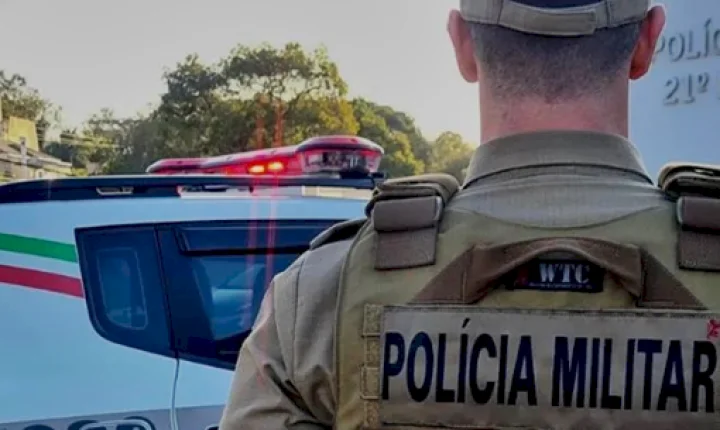 Homem é preso por dívida de pensão alimentícia durante abordagem de trânsito em Timbó