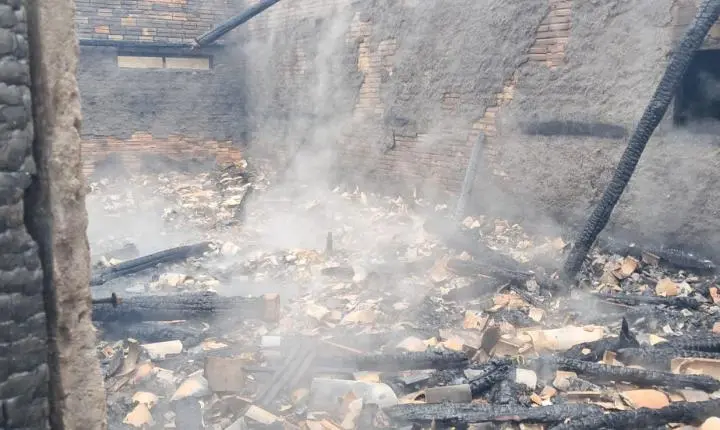 Incêndio atinge estufa de fumo em Nova Veneza