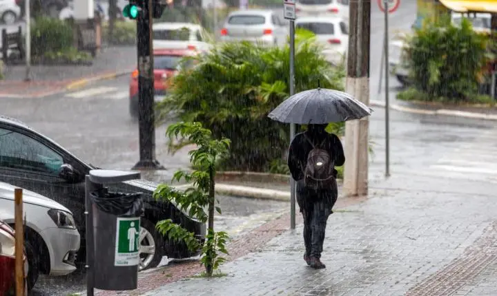 Intensifica aquecimento no Oceano Pacífico e aumenta a chance de um El Niño muito forte
