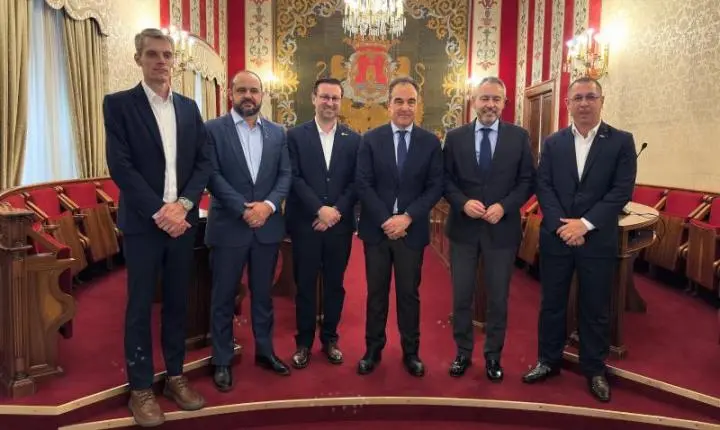 ITAJAÍ E ALICANTE FIRMAM ACORDO DE CIDADES-IRMÃS VOLTADO AO TURISMO, ECONOMIA E INOVAÇÃO