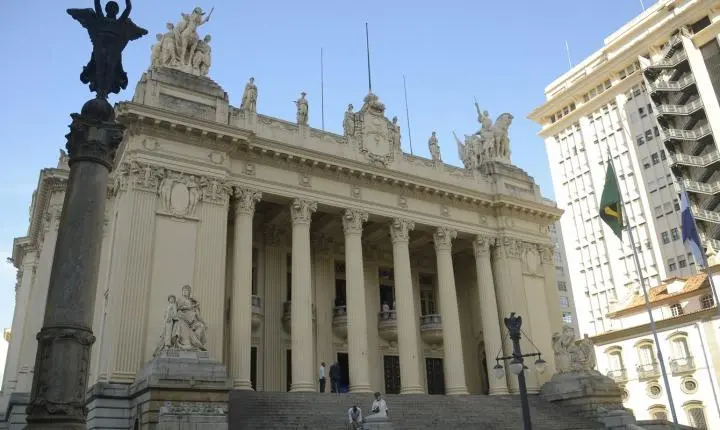 Justiça recusa pedido para adiar votação da presidência da Alerj