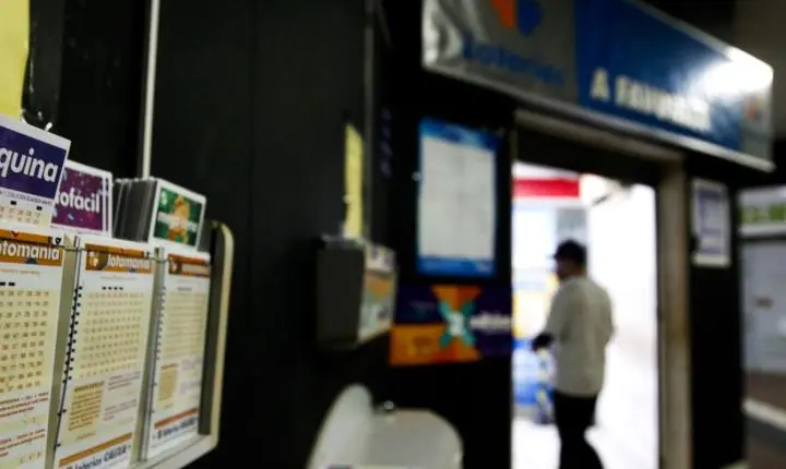 Mega-Sena realiza sorteio de prêmio estimado em R$ 52 milhões nesta terça