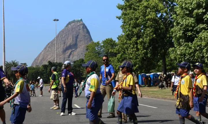 Movimento escoteiro reúne mais de 4 mil participantes em grande evento no Rio