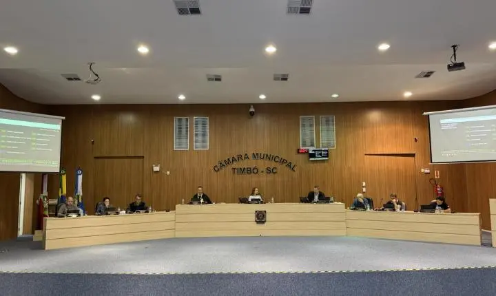 Nesta terça-feira, dia 29 de setembro, aconteceu a 35ª Sessão Ordinária da Câmara de Timbó. Confira abaixo os principais assuntos: