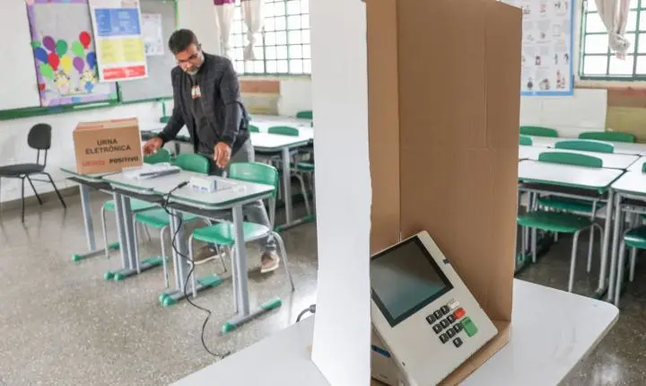 Eleições em SP têm 32 urnas eletrônicas trocadas nas primeiras horas de votação