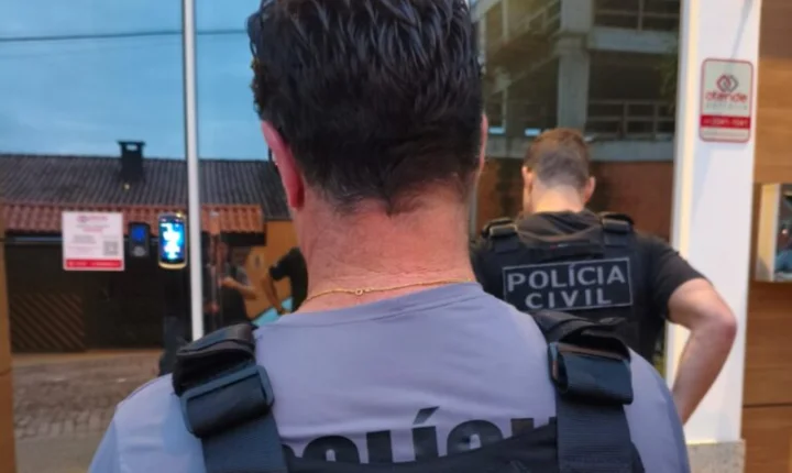 Operação da Polícia Civil mira contratos de publicidade em SC