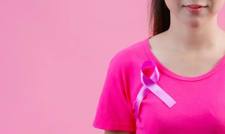 Outubro Rosa mobiliza unidades de saúde de Blumenau com ações de prevenção e cuidado