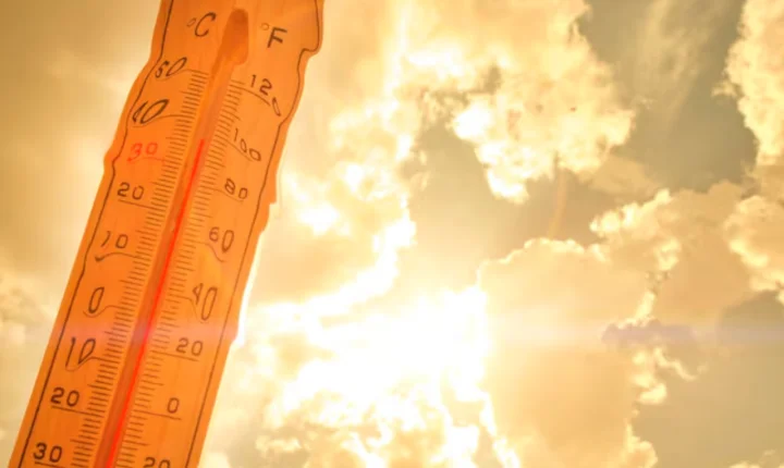 Outubro terá calor acima da média e chuva irregular no Brasil